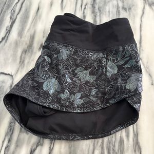 the cutest lulu shorts